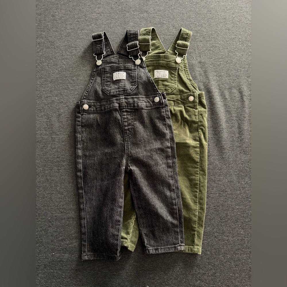 NWOT Toddler Levi’s Overalls Set